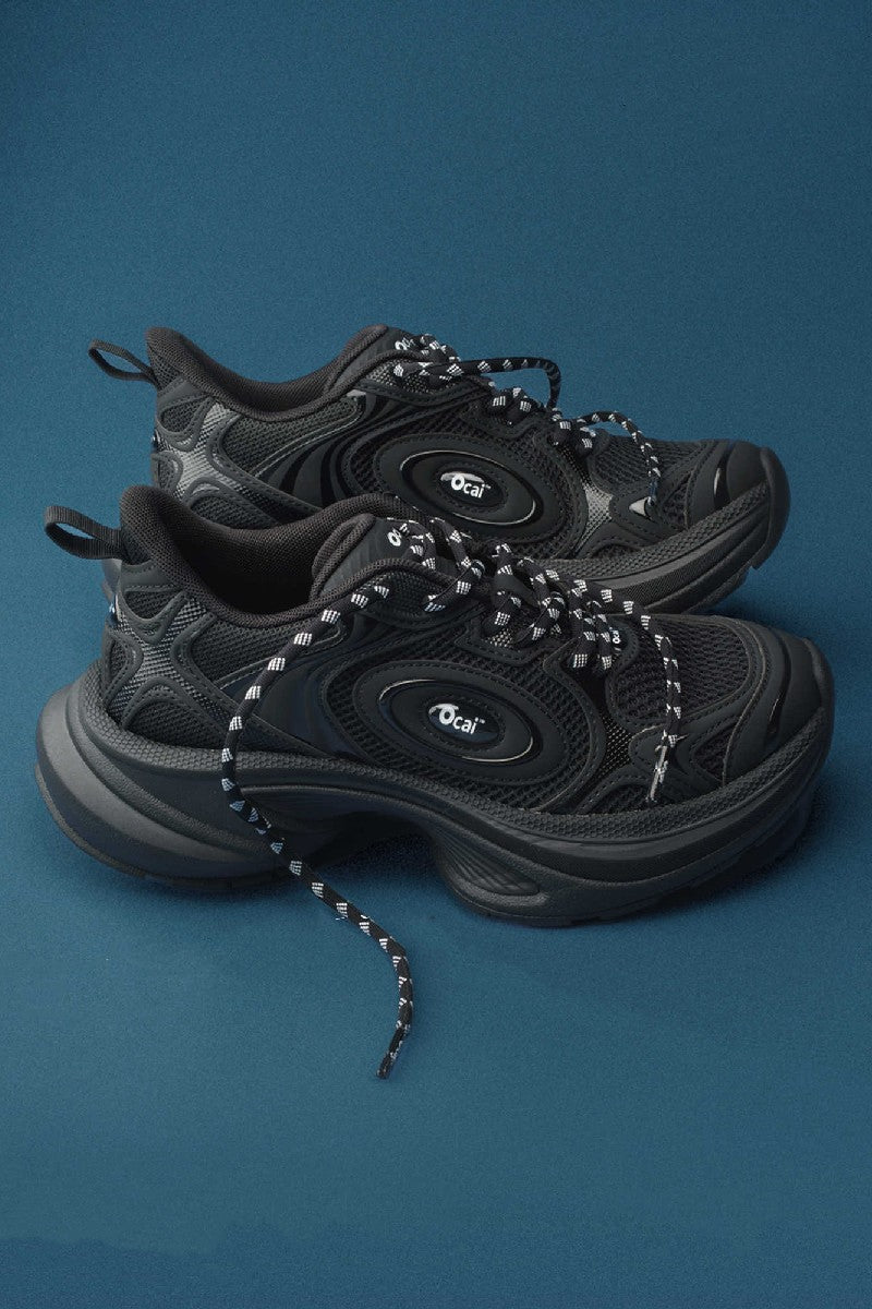 Black Disk Runtech Sneakers