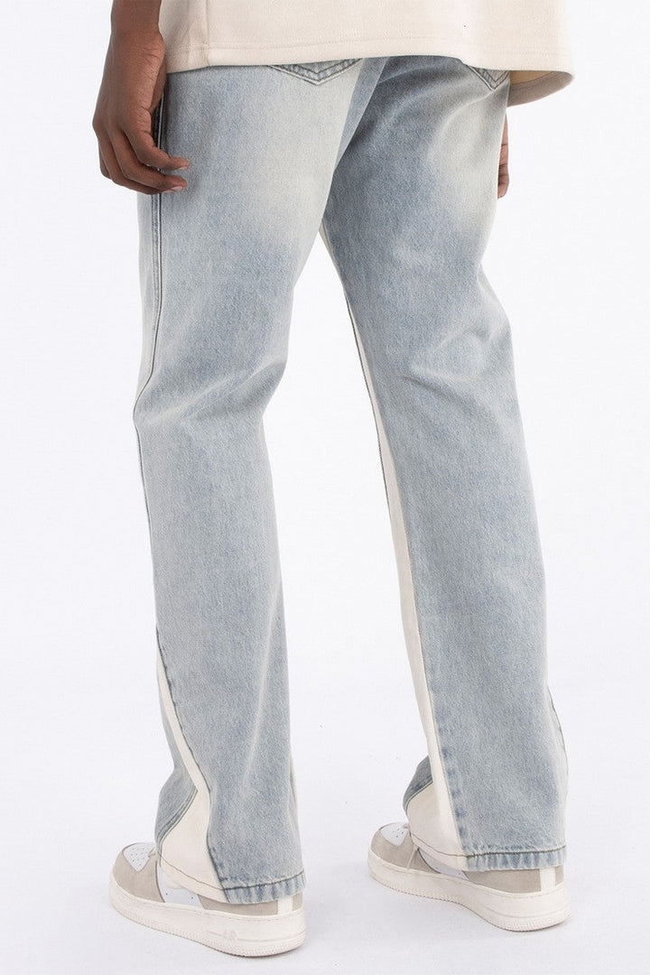 Light Flared Jeans