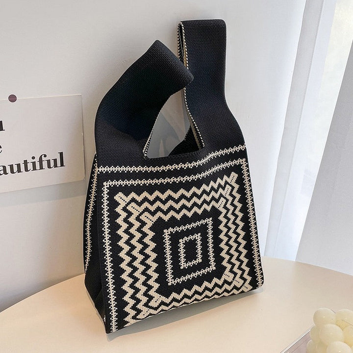 Retro Pattern Knitted Handbag