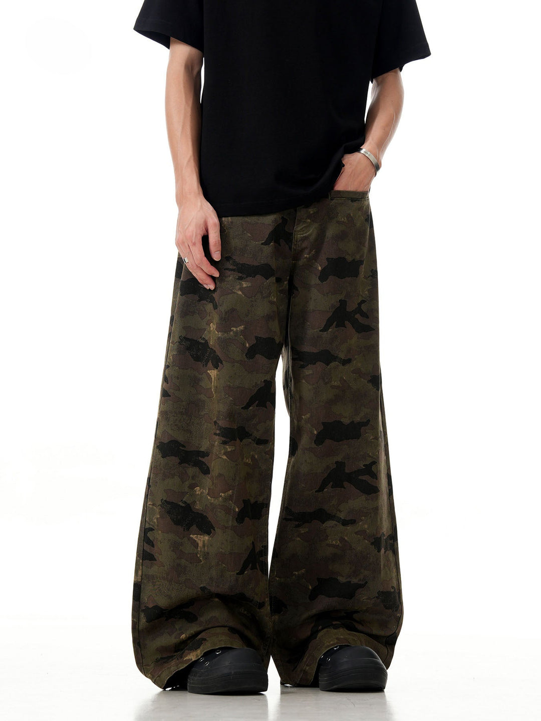 Camo Washed Cargo Jeans