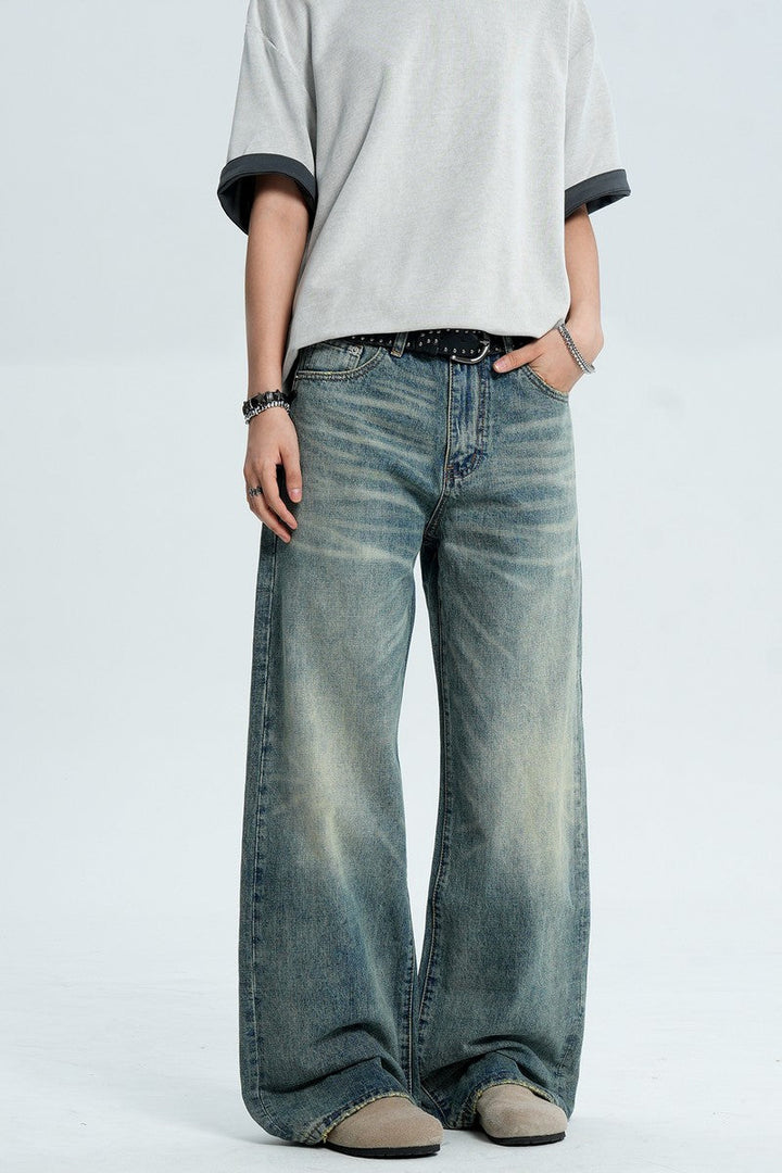 Whiskered Washed Loose Jeans