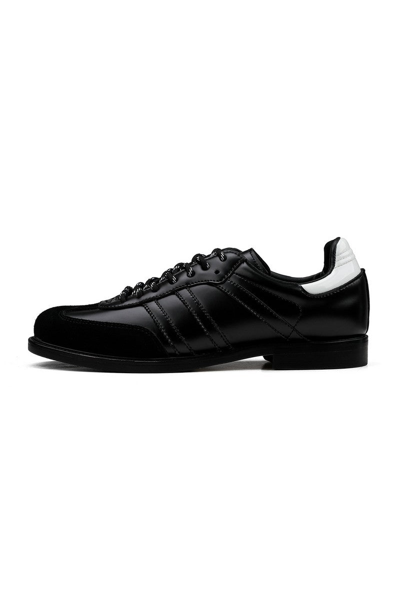 Abyss Training Sneakers