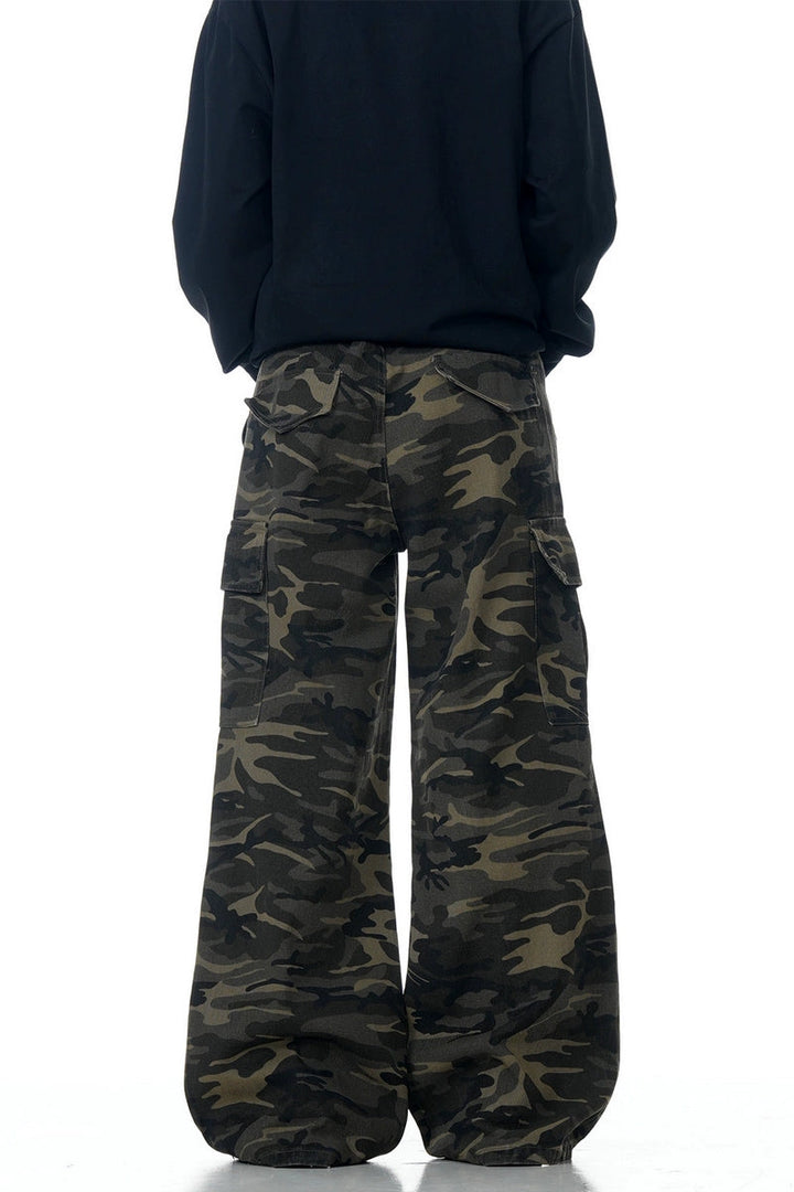 Street Camo Wrinkled Cargo Pants