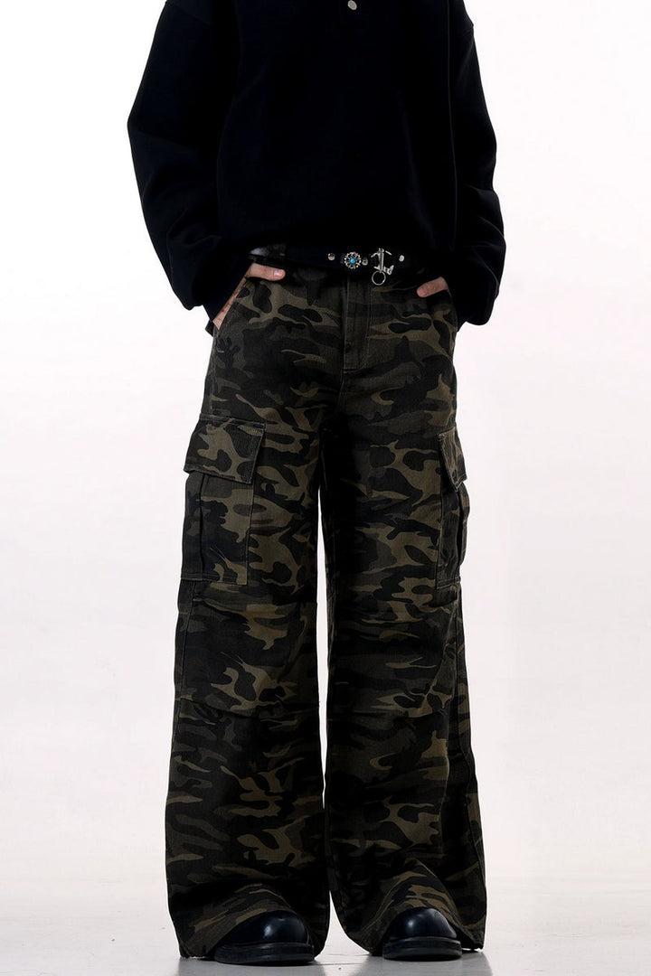 Winter Camo Multi-Pocket Cargo Pants