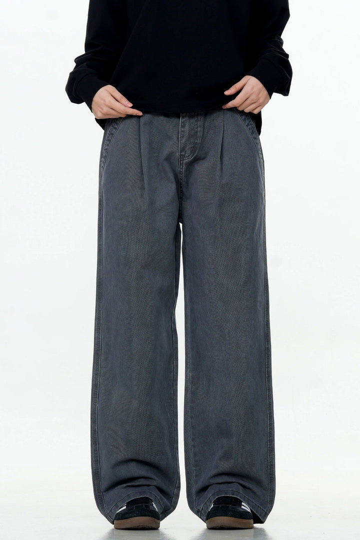 Minimalist Straight Cargo Pants