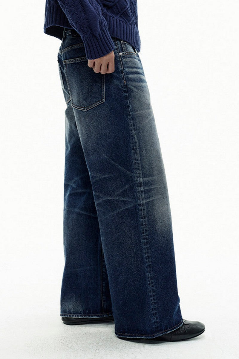 Straight Washed Blue Jeans