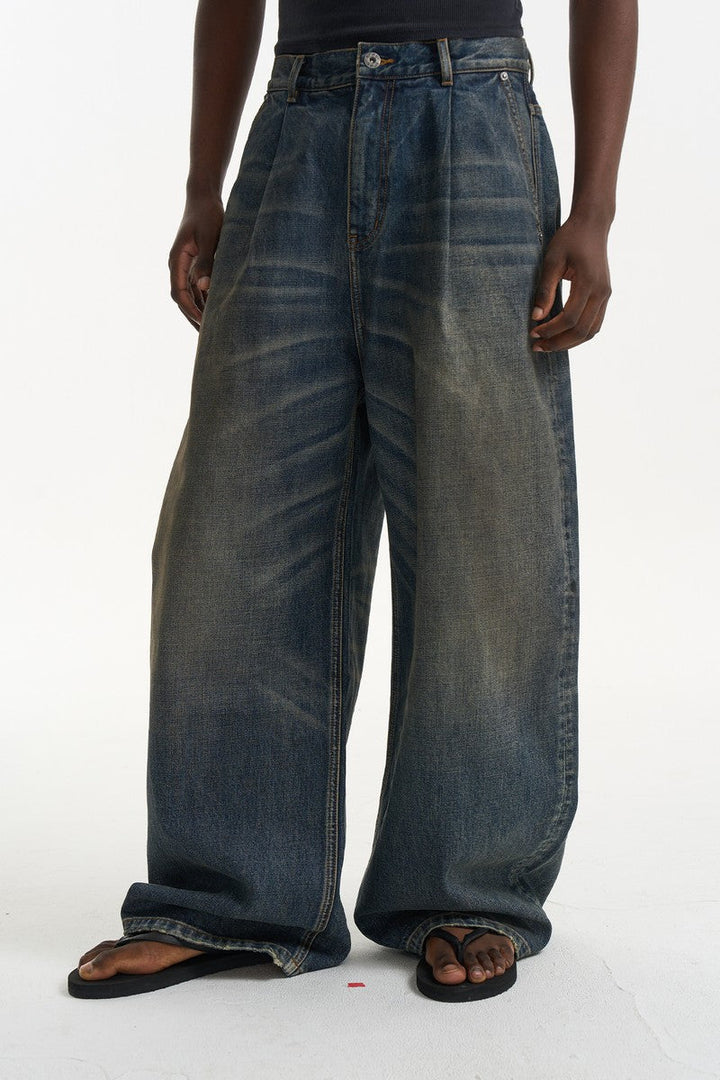 Pleated Washed Wide Leg Jeans