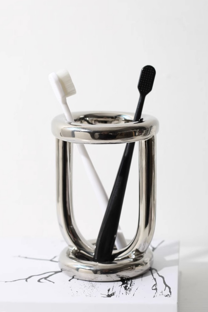 Tootbrush Holder