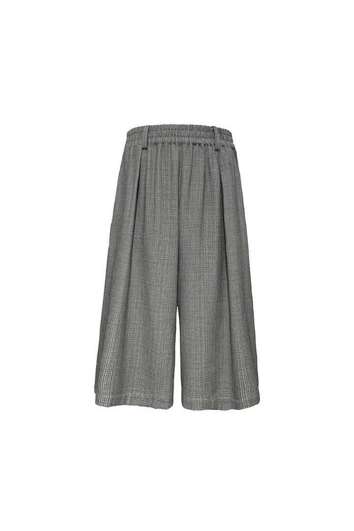 Pleated Check Capri Pants