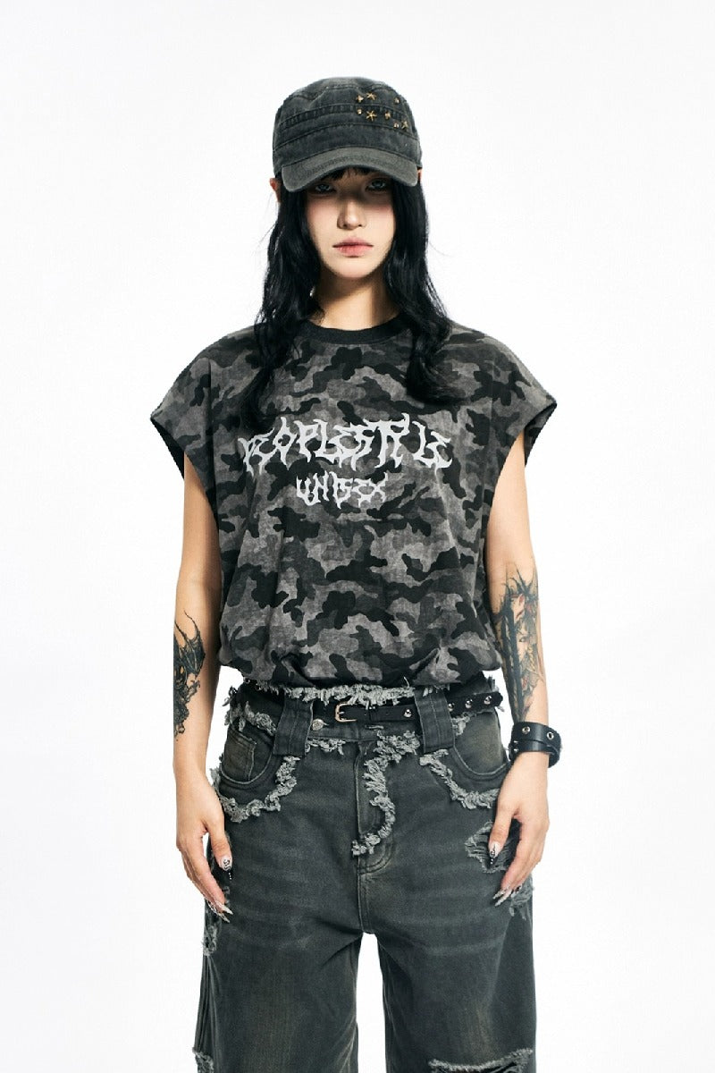 Camo Letter Print Sleeveless T-Shirt