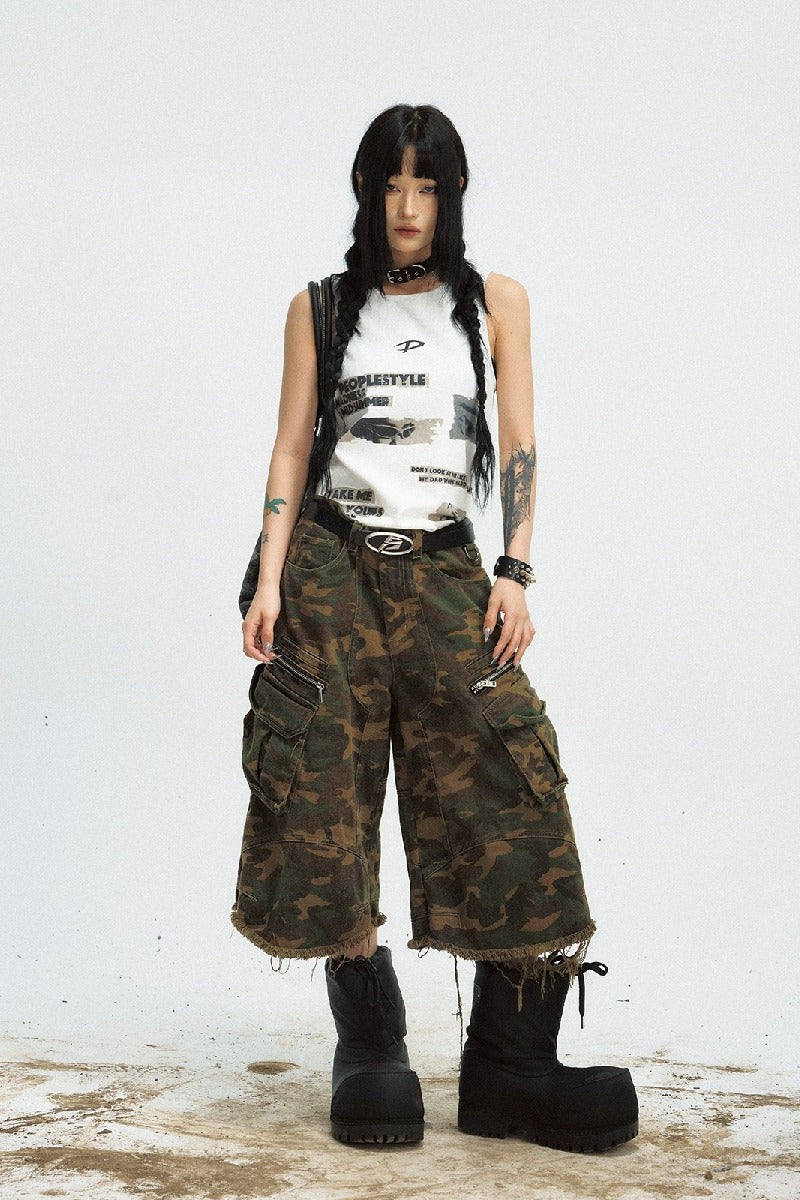 Camo Frayed Loose Utility Shorts