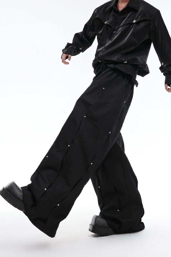 Pleated Studded Wide-Leg Cargo Pants