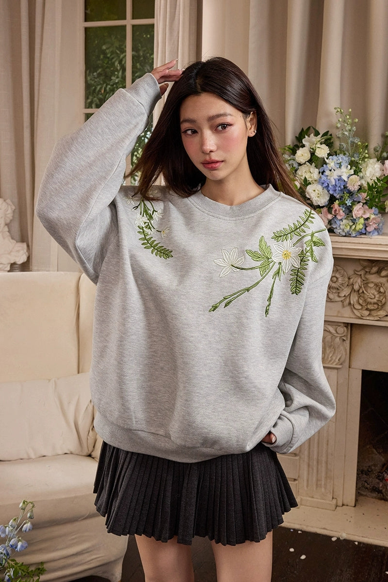 Floral Embroidery Fleece Crewneck Sweatshirt