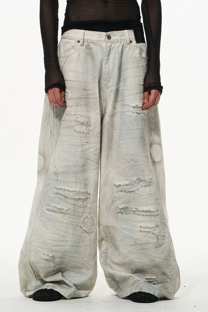 Distressed Wash White Ripped Pants