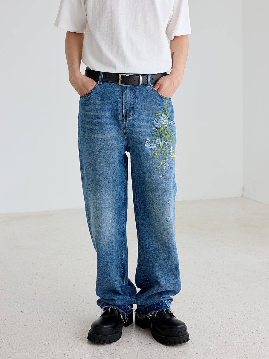 Floral Embroidery Washed Jeans